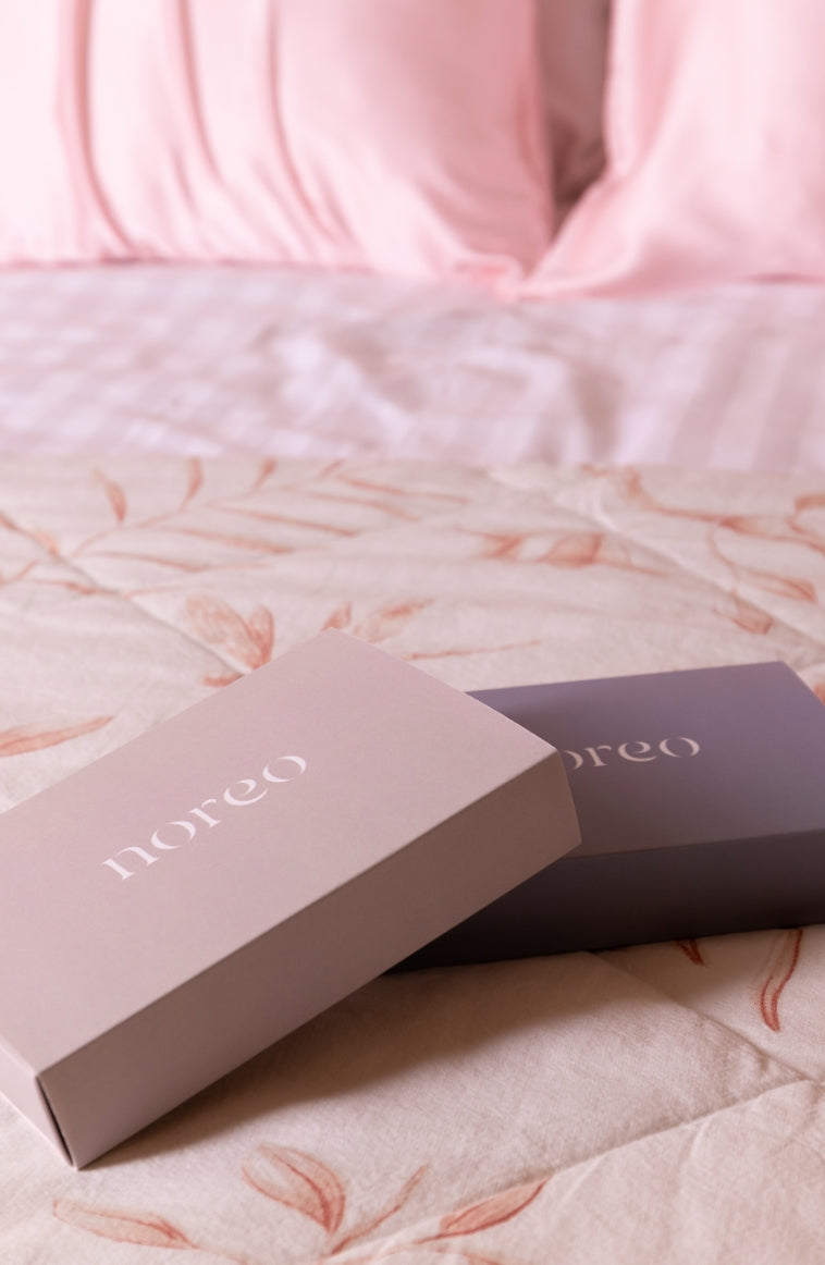 Noreo - 100% Natural Mulberry Silk Pillowcase